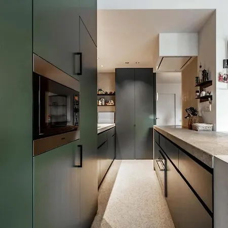 Prachtige Tuin-duplex Op Wandeldijk Knokke-zoute *